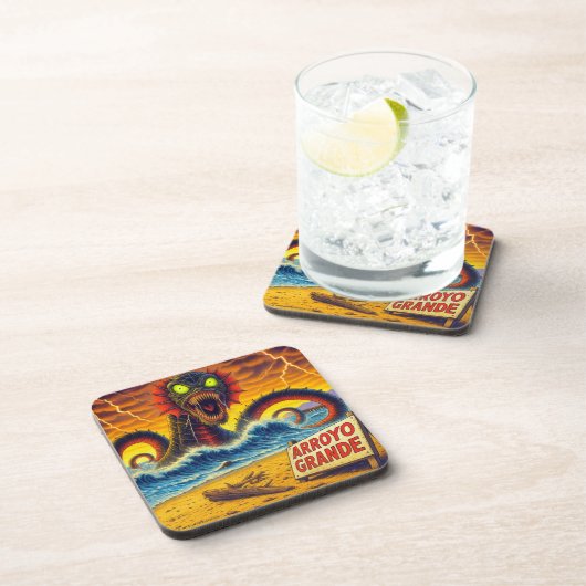 アロヨ・グランデ – "BEAST OF THE BREAKERS". コースター (右側)