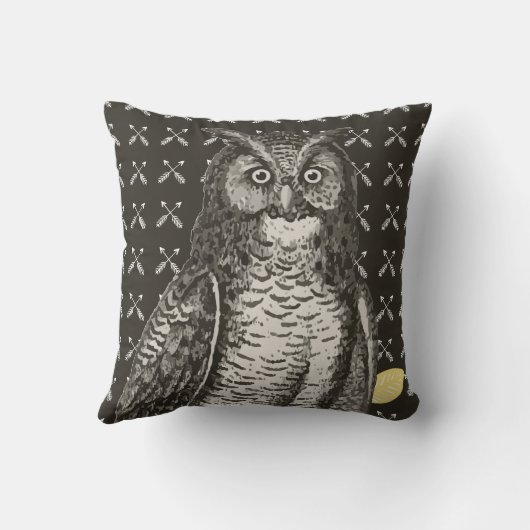 アローパターン新生児ボーイズルームイエローグレーフクロウ クッション (裏面)