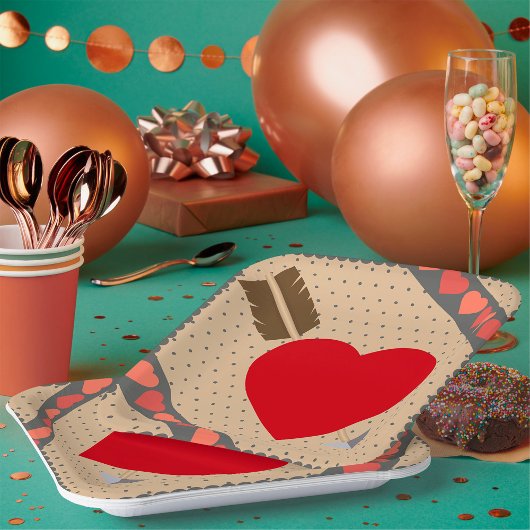 アローロマンチックなバレンタインパターンのキューピッドハート ペーパープレート