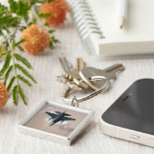 アンエミラティF-16 キーホルダー (側面)