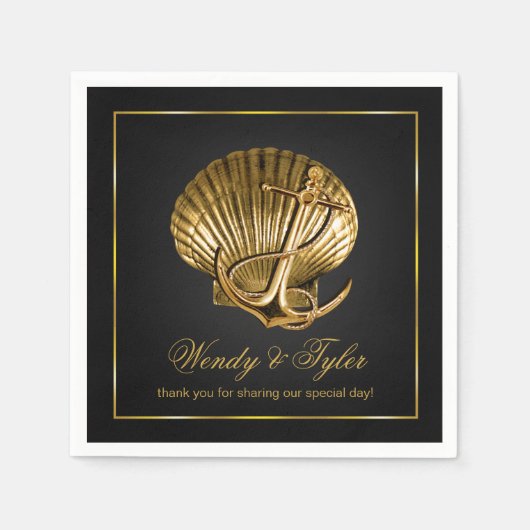 アンカーされたシーシェルカクテル航海のカクテル | ブラック&金ゴールド スタンダードカクテルナプキン (正面)
