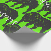 アンガスの黒い雄牛及び赤いサンタの帽子のクリスマス ラッピングペーパー (角)