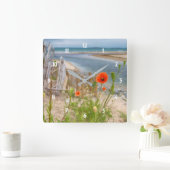 アングレシーウェールズ風光明媚なビュービーチアンドワイルドポピー スクエア壁時計 (ホーム)