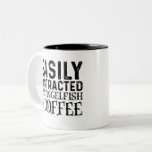 アンゲラフィッシュとコーヒーに気を取られる ツートーンマグカップ (正面左)