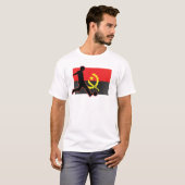 アンゴラのサッカーの罷業者 Tシャツ (正面フル)