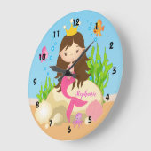 アンダーザシーキュートブルネットマーメイド名前をカスタムする ラージ壁時計 (傾斜)
