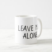 アンチのパンダは私の離れ一人のマグを負担 コーヒーマグカップ (正面右)