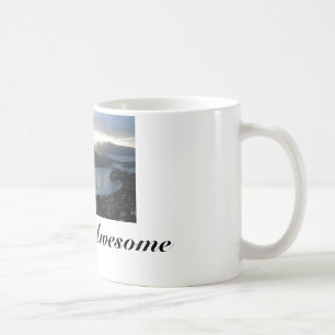 アンチグアの素晴らしいビーチが付いているコーヒー・マグ コーヒーマグカップ