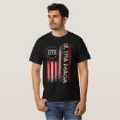 アンチジョーバイデン氏ウルトラMaga戻り素晴らし Tシャツ (正面フル)