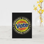 アンチトランプ投票の洗剤おもしろい贈り物 カード (黄色い花)