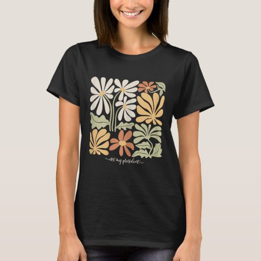 アンチトランプ私の社長ではない花の女性 Tシャツ (正面)