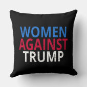 アンチトランプ – トランプに対する女性 クッション (裏面)