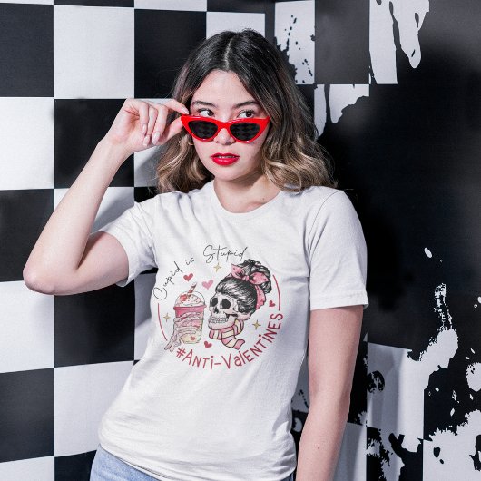 アンチバレンタインデーのキューピッドは愚か Tシャツ