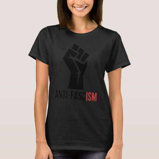 アンチファシスト拳シール Tシャツ (正面)