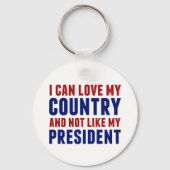 アンチ大統領ではなく愛国的なトランプ キーホルダー (正面)