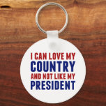 アンチ大統領ではなく愛国的なトランプ キーホルダー<br><div class="desc">私は自分の国を愛し、大統領を好まない。真のアメリカの愛国者であるということは、アメリカを好みて、あなたがドナルド・トランプかジョー・バイデン氏か最高のら、アメリカの人々のために望むことを意味する。民主党の愛国的キーチェーン。</div>