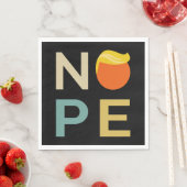 アンチ – トランプ – ノーペ版III スタンダードランチョンナプキン (インサイチュ)