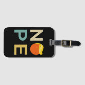 アンチ – トランプ – ノーペ版III ラゲッジタグ (正面横)