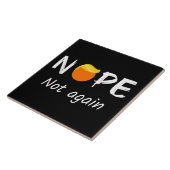 アンチ – トランプ – ノーペ、再びII タイル (側面)