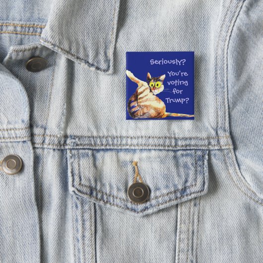 アンチ·トランプ·バイデン氏·ハリスおもしろいの猫民主党ユーモア 缶バッジ (インサイチュ)