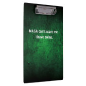アンチMAGAツインモムズ クリップボード (右)
