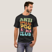 アンチSOCIAL DOG MOMS CLUB on back Tシャツ (正面フル)