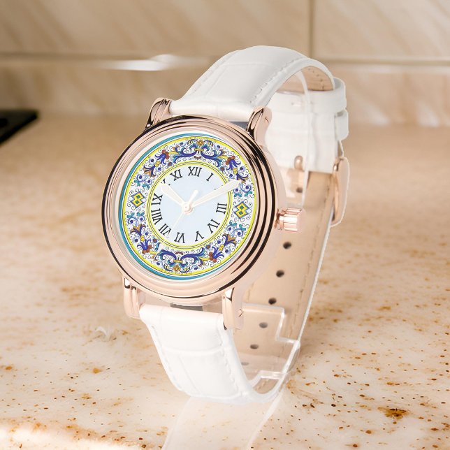 アンティコイタリアンデルタ難解なブルーフローラレディース 腕時計 (Zazzle Italian Antico Deruta Intricate Blue Floral Ladies Watch)
