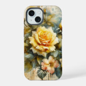 アンティークなシャビーシックな淡い黄色のバラのカスタムネーム iPhone 15ケース (裏面)