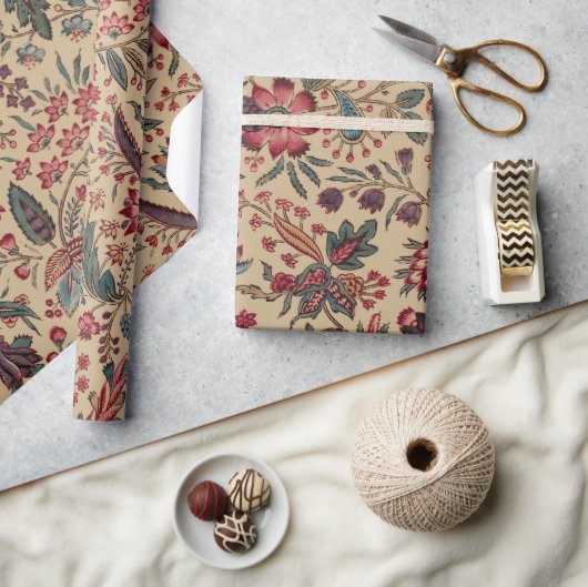 アンティークな刺繍の花のインテリア装飾 ラッピングペーパー (クラフト)
