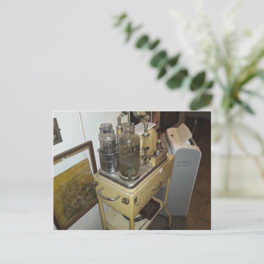 アンティークの不気味な医療機器はがき ポストカード (スタンド正面)