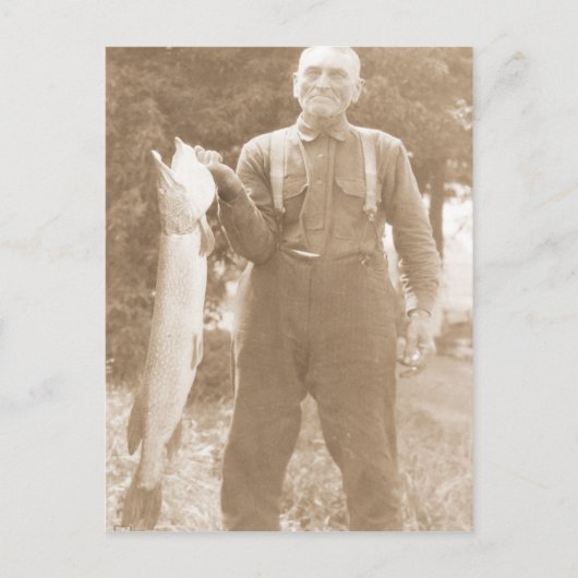 アンティークの写真の男が大きな魚を持って ポストカード (正面)