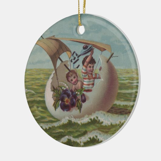 アンティークイースターカードセーリング卵の子供 セラミックオーナメント (左)