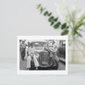 アンティークカー素晴らしうつ病ファミリー， 1930s ポストカード (スタンド正面)