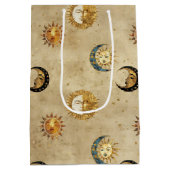 アンティークゴールドの月と星の宇宙的な天体模様 ミディアムペーパーバッグ (裏面)