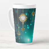 アンティークスケルトン鍵の緑の背景 カフェラテマグ (左アングル)