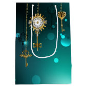 アンティークスケルトン鍵の緑の背景 ミディアムペーパーバッグ (裏面)