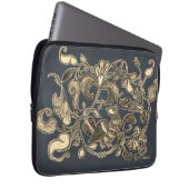 アンティークスチールノーザンバードスリーブ ラップトップスリーブ (正面右)