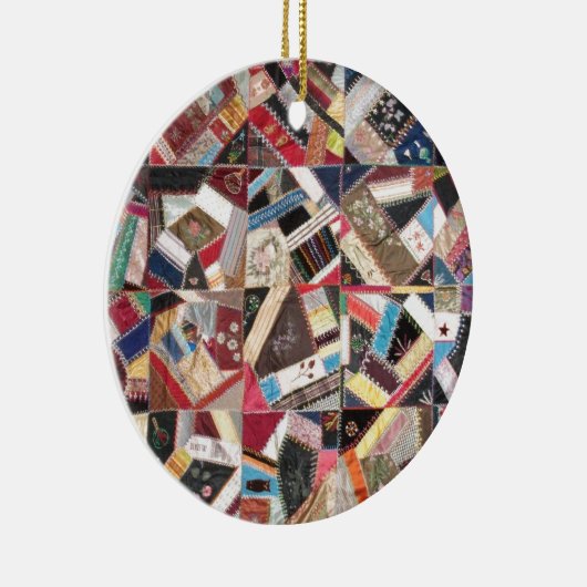 アンティークビクトリアン – エラ熱狂するキルト セラミックオーナメント (右)