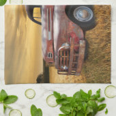 アンティークレッドトラックファームフィールドサンセット キッチンタオル (折り畳み)