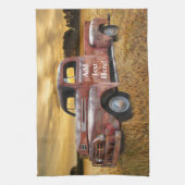 アンティークレッドトラックファームフィールドサンセット キッチンタオル (縦)