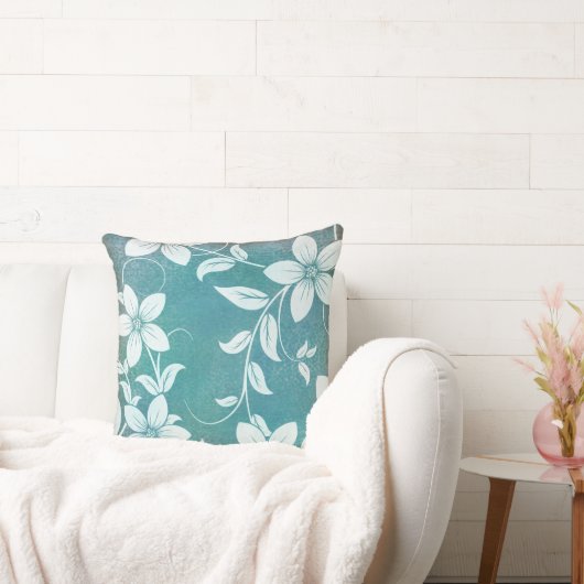 アンティークヴィンテージブルーティール(緑がかった色)ホワイトフローラ クッション (ソファ)