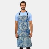 アンティークヴィンテージポルトガルのタイル模様 – Azulejo エプロン (着用した状態)