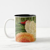 アンティークヴィンテージレッドホワイトピンクイエローローズ ツートーンマグカップ (左)