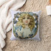 アンティーク小さな女の子子ポートレートビューティフル クッション (ブランケット)