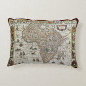 アンティーク旧世界地図アフリカbyブラウ， c.1635 アクセントクッション (裏面)