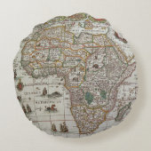 アンティーク旧世界地図アフリカbyブラウ， c.1635 ラウンドクッション (裏面)