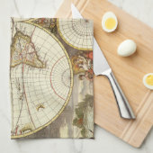 アンティーク旧世界地図Frederick de Wit, c.1680 キッチンタオル (四つ折り)