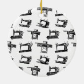 アンティーク裁縫マシカスタムン背景色 セラミックオーナメント (裏面)