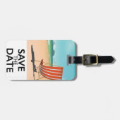 アンティーク風ビーチデッキチェアのSave the Date ラゲッジタグ (正面横)