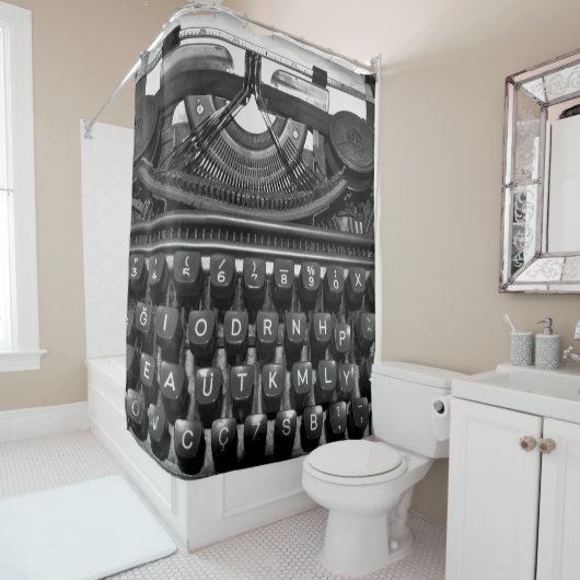 アンティーク60s rで使用される古いタイプライター シャワーカーテン (インサイチュ)